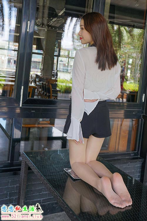 [MussGirl慕丝女郎] NO.194 室外裤裙薄丝【75P/132M】
