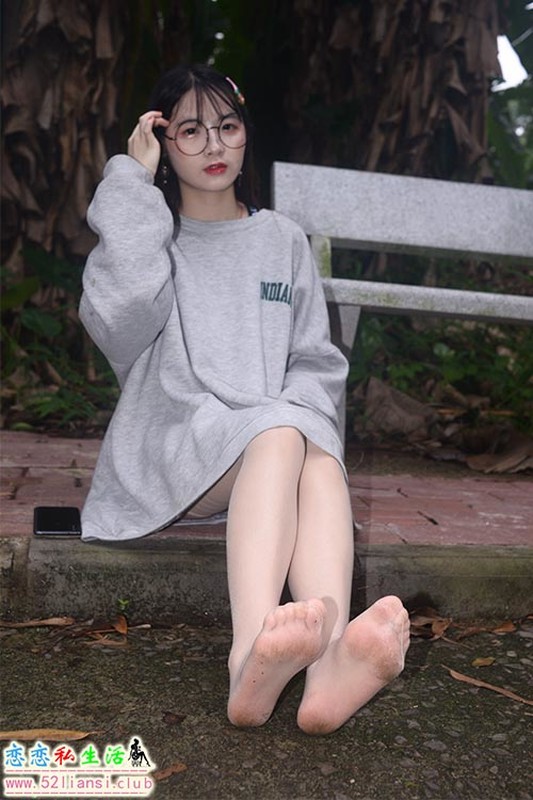 [只糖视觉]定制001 优米 裙摆撑得起所有温柔和盛夏（带视频）【145P+1V/888M】