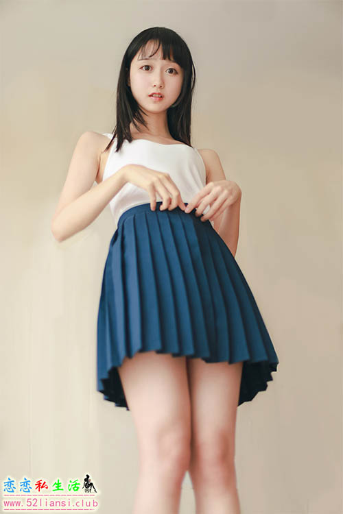 [木绵绵OwO] 32- 水手服cos【27P/18M】
