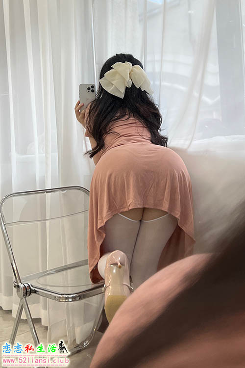 [美图精选]178-是依酱吖-依依超级懒-人妻【31P+4V/197M】