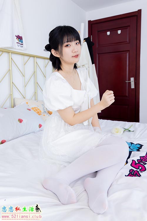 [物恋传媒] No.1581 暗月-纯白茉莉(带视频)【150P+1V/3.2G】