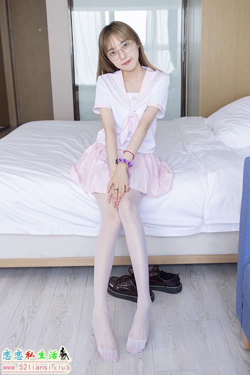 [袜啵啵] 238期 稚予-皮鞋、白丝、JK制服(带视频)【153P+1V/5.29G】