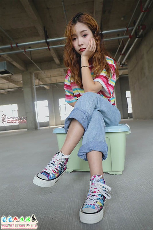 [MZSOCK]爱美足 2019年第81期 Ella【53P/294M】