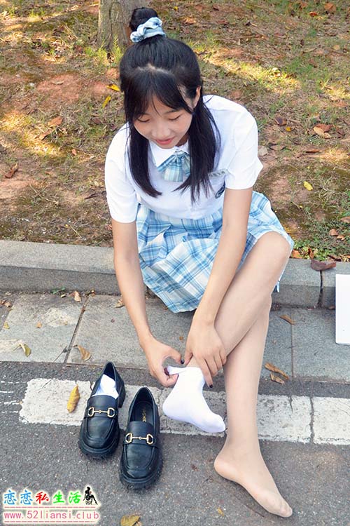 [初夏女神]085期 点点~【我的JK装】今天是解锁我的人生第一套JK装(带视频)【140P+1V/5.68G】