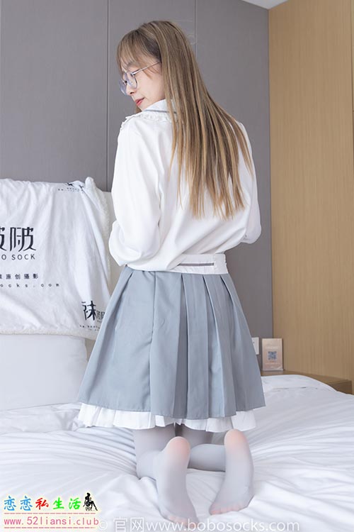 [袜啵啵] 213期 稚予-黑皮鞋、厚灰丝(带视频)【140P+1V/5.53G】