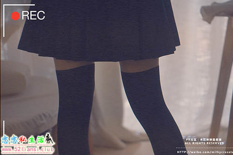 [木花琳琳是勇者] 058-女高中生换装-丝袜Play（带视频）【21P+1V/310M】