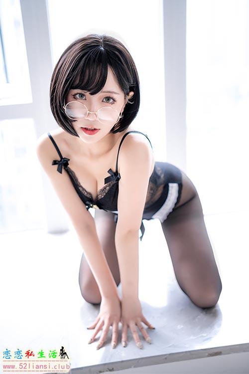 [美图精选]734-蓝小沂KiKi-黑色【28P/80M】
