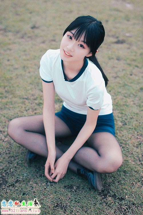 [美图精选]671-沧霁桔梗-黑丝体操服【53P/133M】