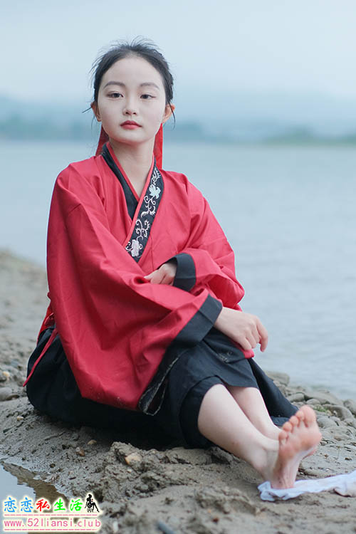 [初夏女神]055期 双双、点点~《剑侠情缘》天然湖泊诉说江湖情(带视频)【168P+1V/6.34G】