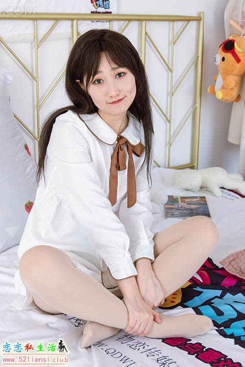 [物恋传媒] No.1165 君君-彩色的梦(带视频)【144P+1V/6.17G】