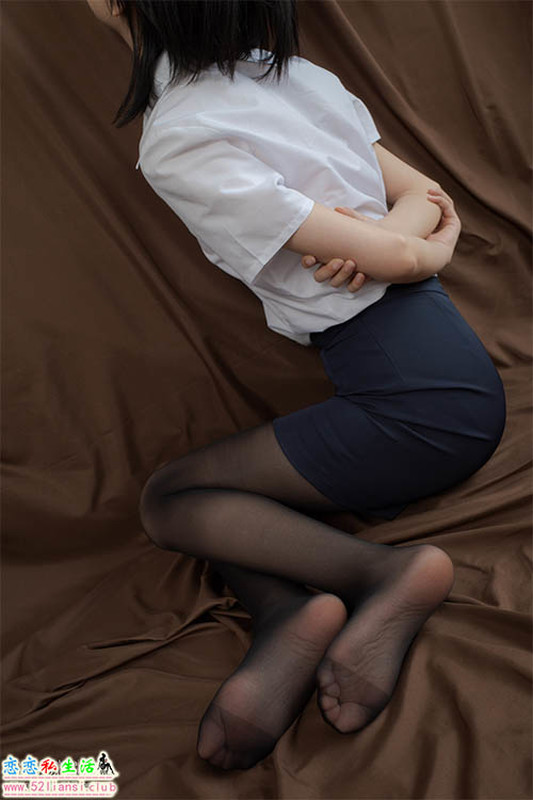 [森萝财团]-JKFUN-GG-04 黑丝制服OL（带视频）【115P+1V/2.26G】