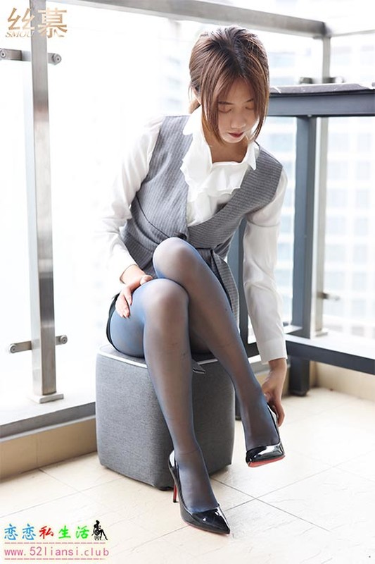 [丝慕写真] 特写集TX052 模特：米朵《一丝微醺》【85P/129M】