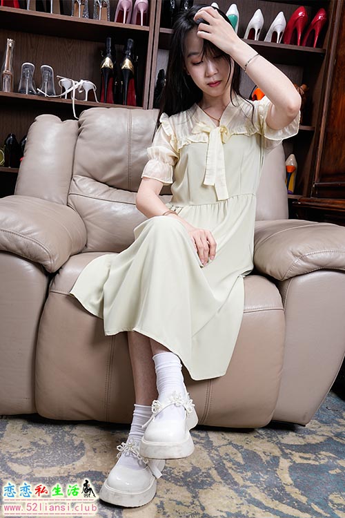 [Sexy Asian Girls Feet] No.037-小女生婉婉的性感的35码小脚丫原味棉袜裸足【160P/2.42G】
