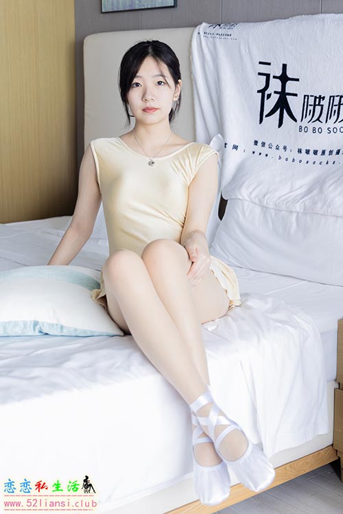 [袜啵啵] 248期 小甜豆-芭蕾鞋、厚白丝、厚灰丝、肉丝、白棉袜、芭蕾舞蹈服(带视频)【163P+1V/6.44G】