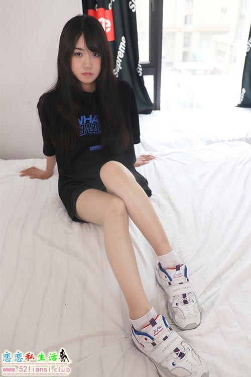 [IMZSOCK爱美足] 2021年-第19期 莹莹(带视频)【110P+1V/1.52G】