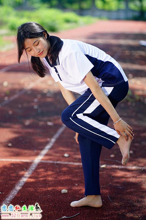 [初夏女神]045期 点点~《旧梦青春》六一儿童节重返母校(带视频)【172P+1V/6.61G】