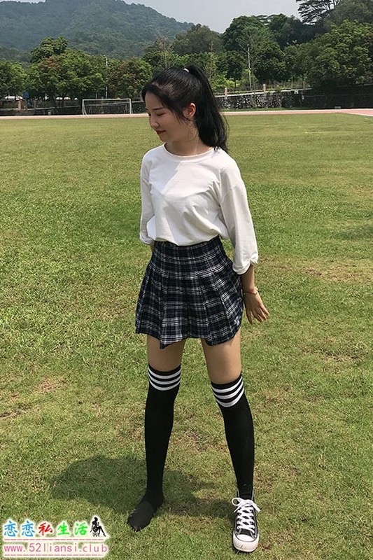 [最爱帆布鞋]027-学妹丝袜美腿写真（带视频）【109P+3V/336M】