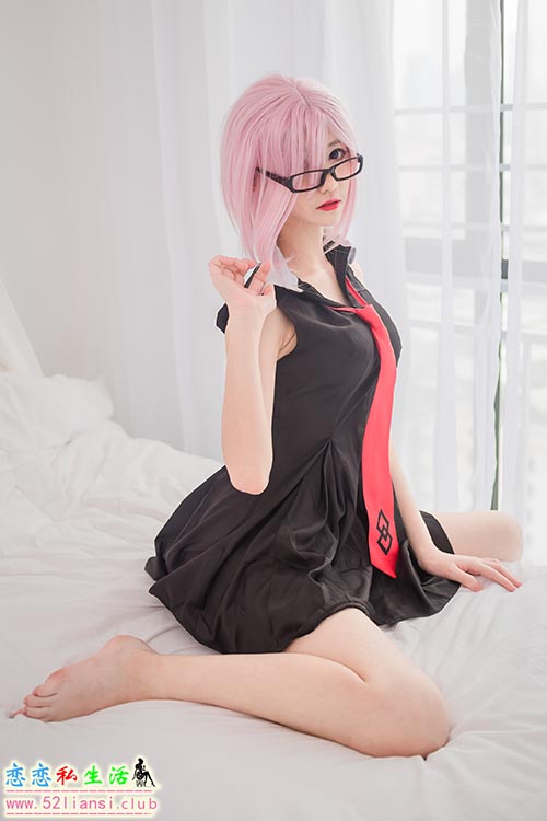 [南桃Momoko] 43-玛修制服【29P/35M】