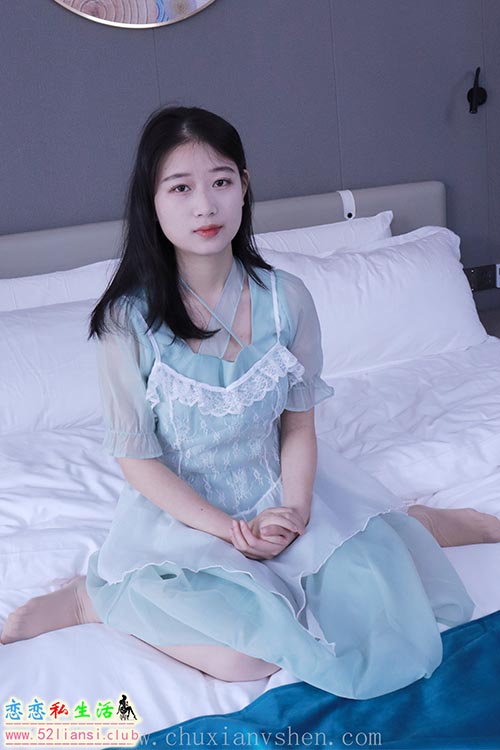 [初夏女神]009期 念念~绿野仙踪M码连衣裙搭回力球鞋(带视频)【120P+1V/5.53G】