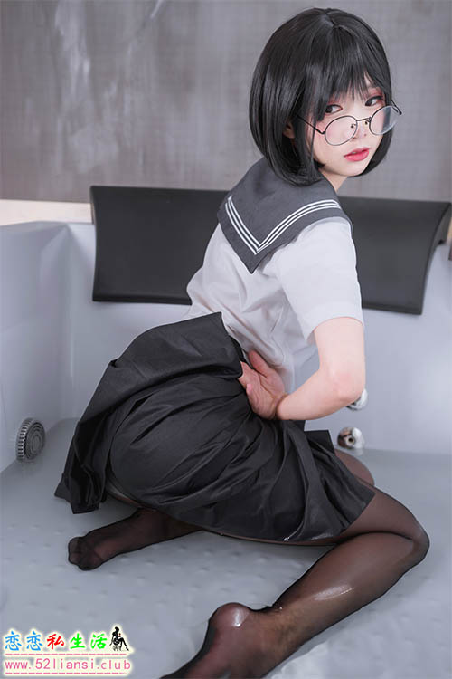 [面饼仙儿] NO.016 脑内少女 黑丝JK【25P/241M】
