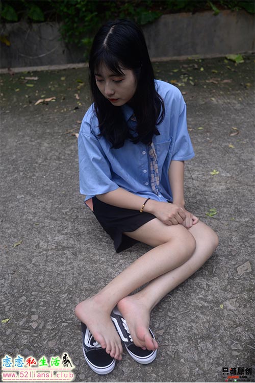 [只糖视觉]381期：孙怡 – 绿荫里的一抹蓝(带视频)【164P+1V/896M】
