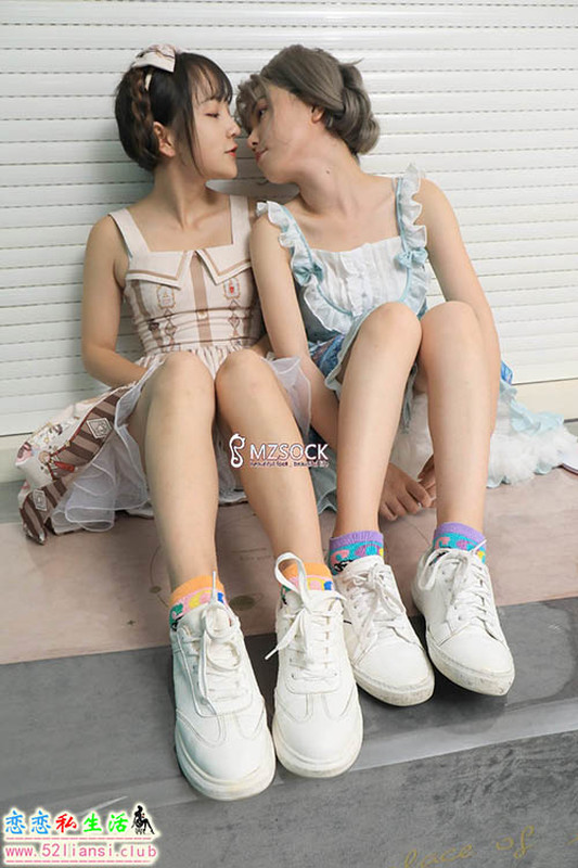 [MZSOCK]爱美足 2019年第54期 果儿.豆豆【71P/174M】