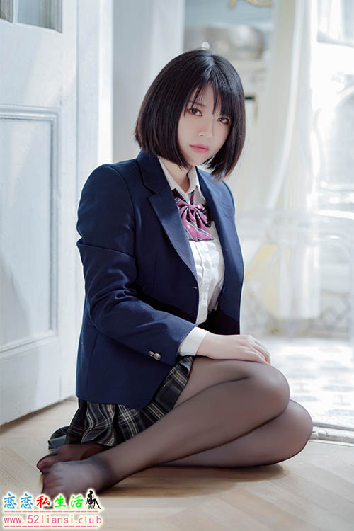 [美图精选]32-半半子-彼女の制服姿が好き【54P/85M】