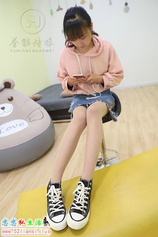 [誉铭传媒] 111期-2019-26期（带视频）【135P+1V/1.10G】