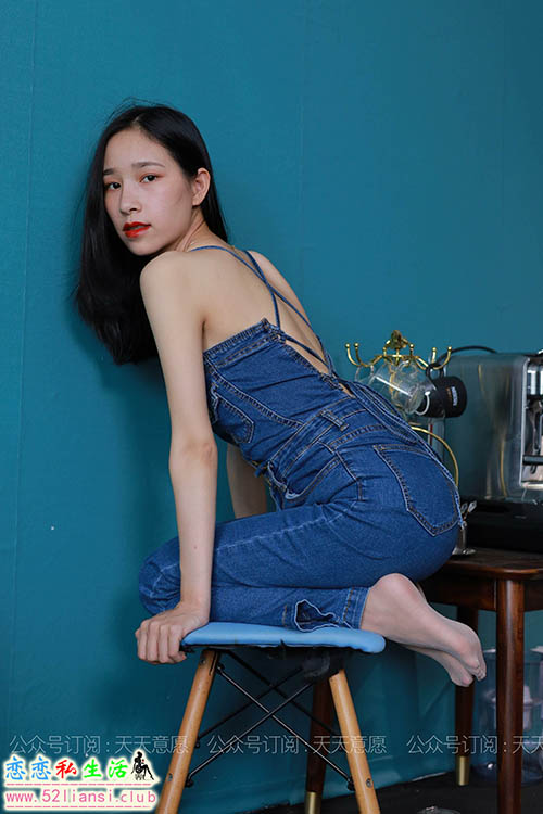 [IESS异思趣向] 丝享家 879：美子《美背加库里丝》【99P/100M】