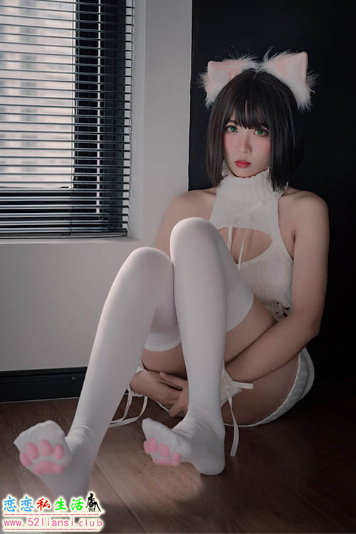 [轩萧学姐] NO.005 猫爪袜【40P/118M】