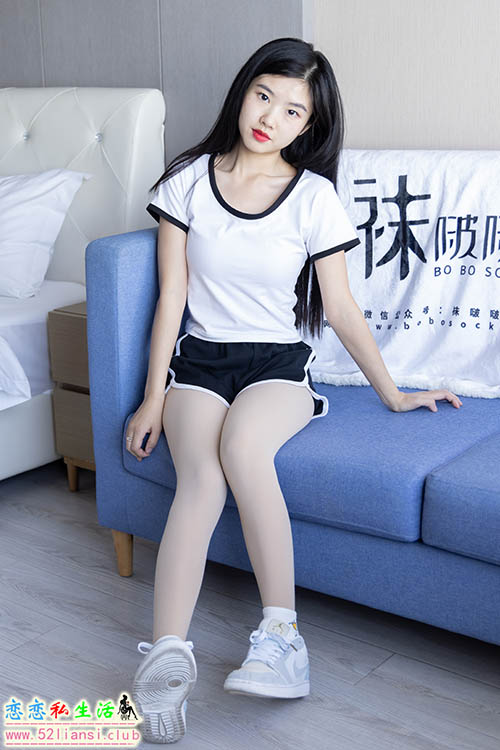 [袜啵啵] 031期 小奶熊-AJ板鞋、白棉袜、厚肉丝(带视频)【149P+1V/3.79G】