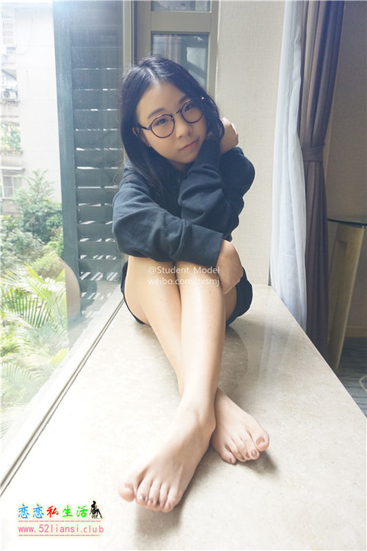 [Student_Model] 编号43-超嫩的小Q【68P/195M】