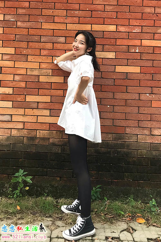 [最爱帆布鞋]055-学妹丝袜美腿写真（带视频）【139P+2V/598M】