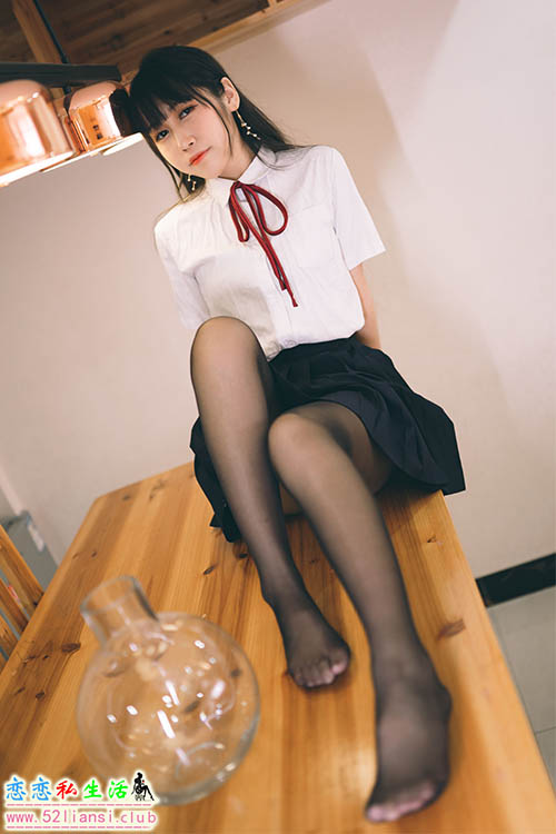 [美图精选]109-不呆猫-校服JK【64P+1V/121M】