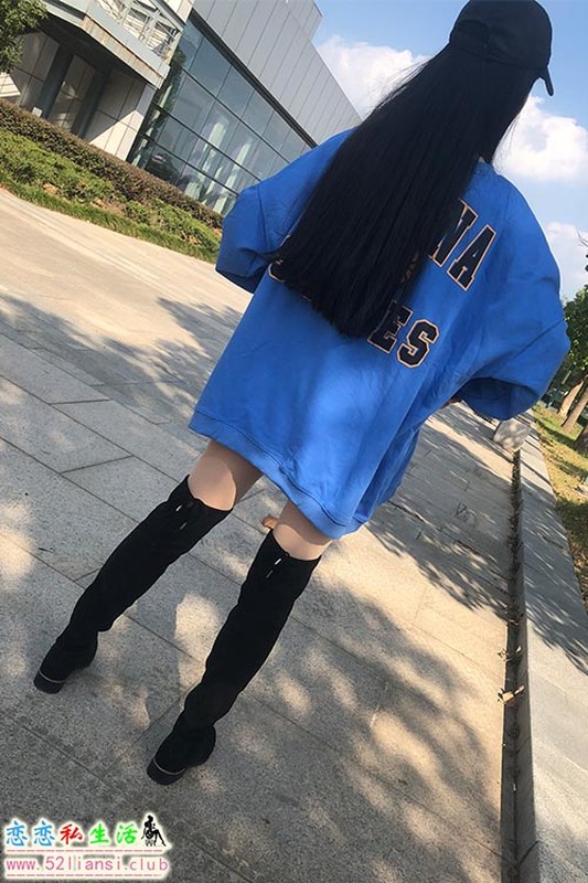 [最爱帆布鞋]039-学妹丝袜美腿写真（带视频）【427P+1V/1.74G】