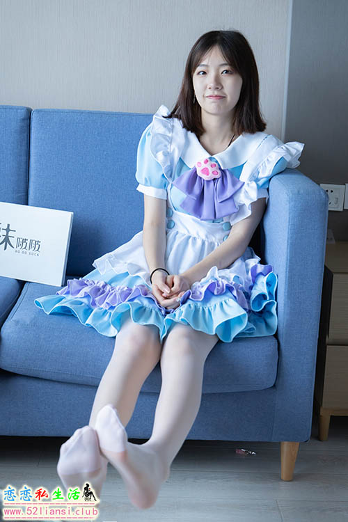 [袜啵啵] 066期 小甜豆-女仆装、高跟鞋、薄白丝(带视频)【134P+1V/7.12G】
