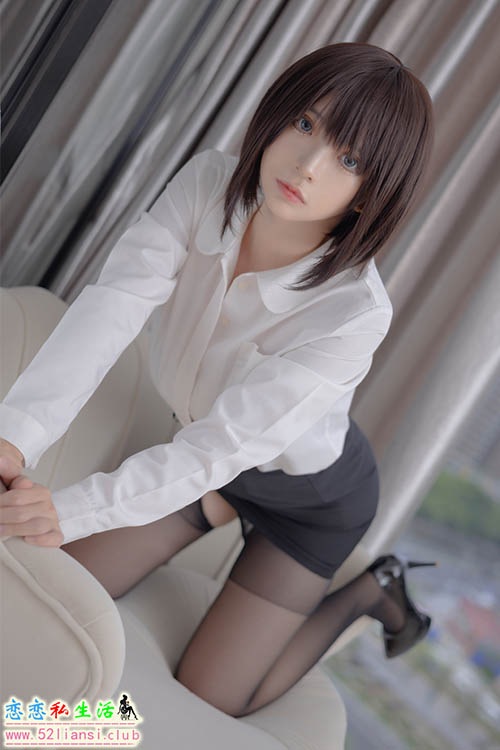 [疯猫ss]NO.072 OL制服黑丝双11【40P+4V/122M】