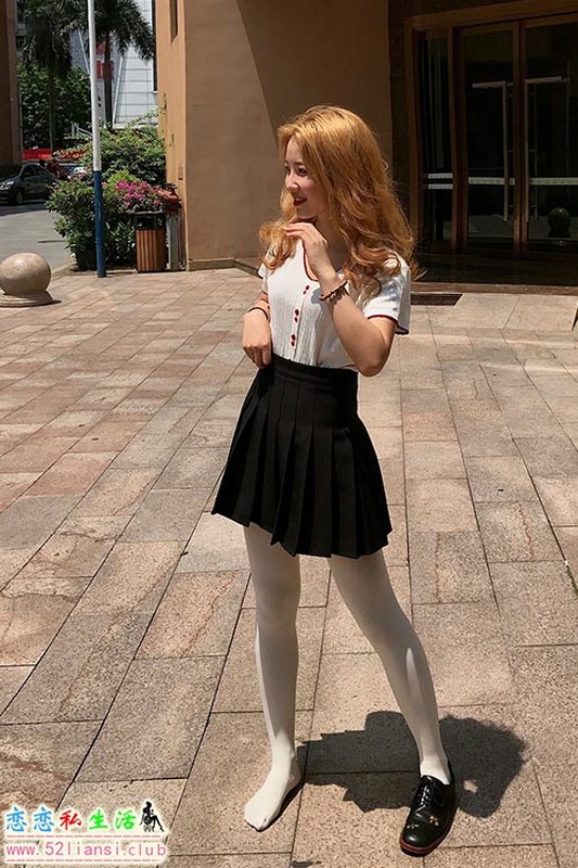 [最爱帆布鞋]014-学妹丝袜美腿写真【310P/413M】