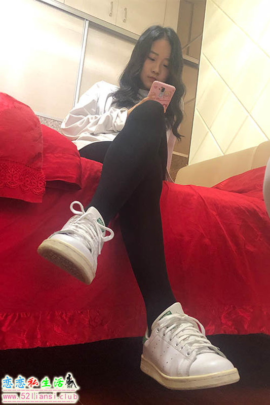 [最爱帆布鞋]062-学妹丝袜美腿写真【473P/1.33G】