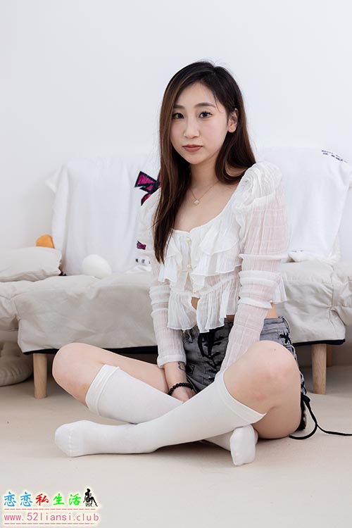 [物恋传媒] No.1697 柚子-新人驾到(带视频)【150P+1V/3.67G】