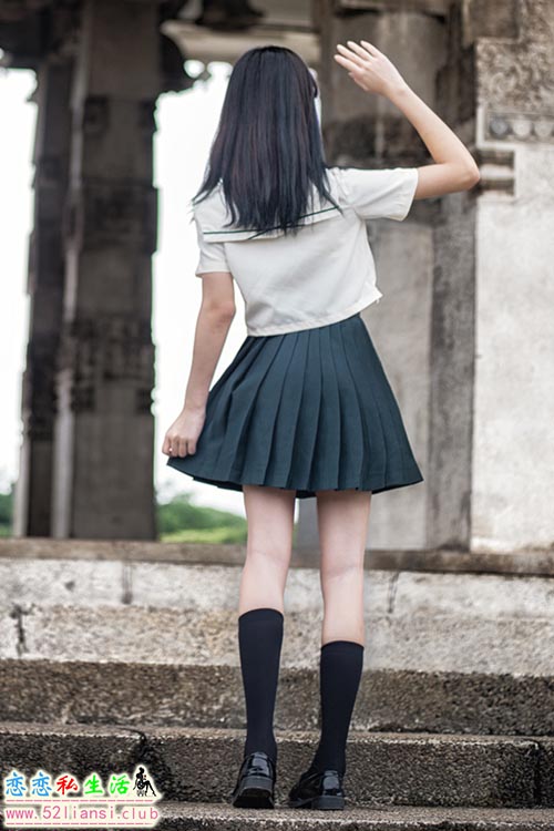 [南桃Momoko] 21-绿色JK制服【14P/28M】