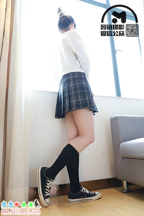 [誉铭传媒] 571期-格子JK短裙过膝黑丝【80P/492M】