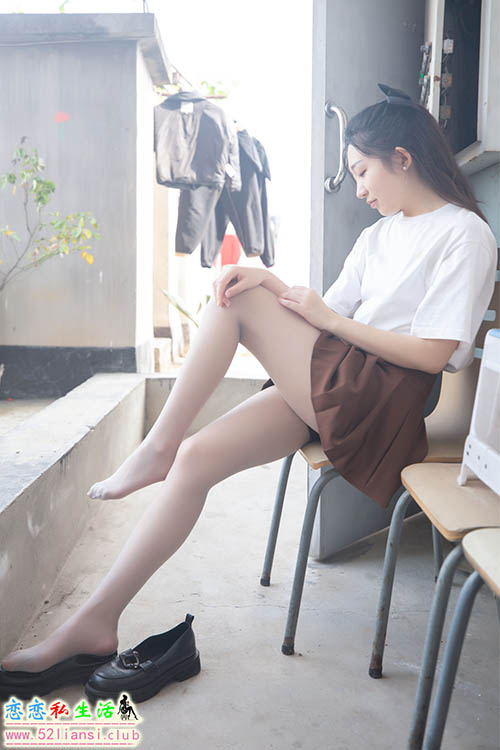 [MSLASS梦丝女神] NO.181  张小雪《丝袜JK小格调》【59P/263M】