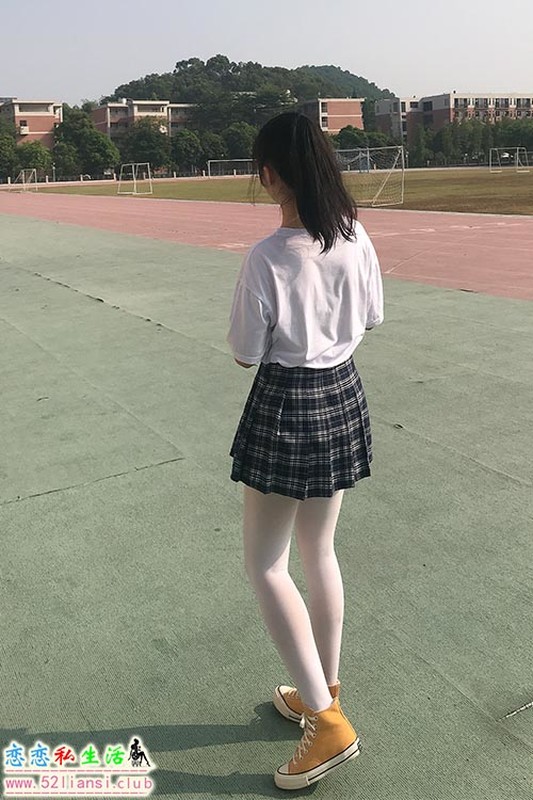 [最爱帆布鞋]010-学妹丝袜美腿写真（带视频）【316P+4V/760M】