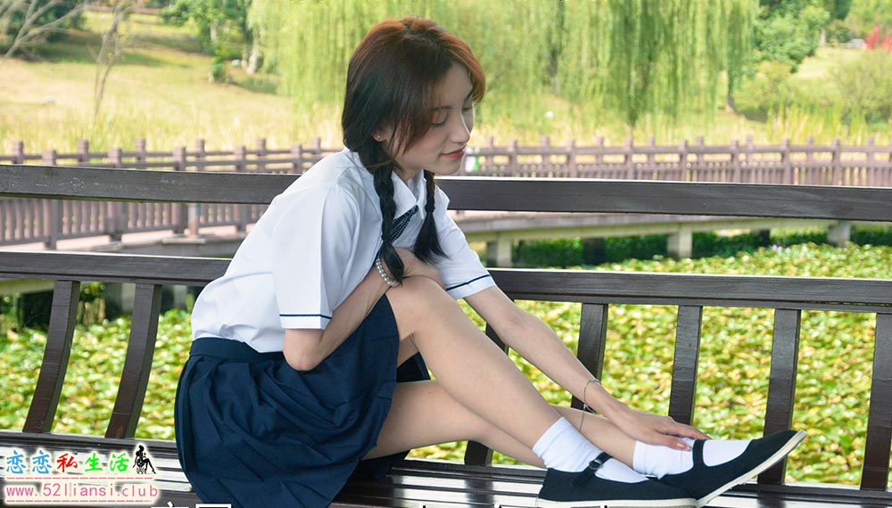 [初夏女神]080期 柒柒~【职高校服】这可能是我穿过最喜欢的一套校服吧(带视频)【140P+1V/5.73G】