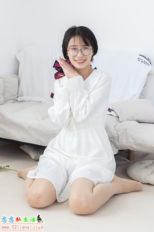 [物恋传媒] No.1754 菜菜-万籁俱静(带视频)【160P+1V/3.01G】