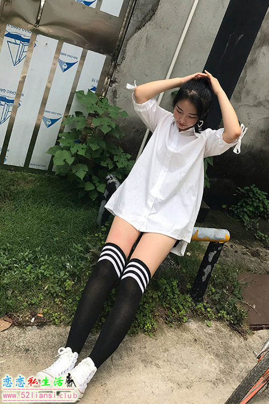 [最爱帆布鞋]055-学妹丝袜美腿写真（带视频）【139P+2V/598M】