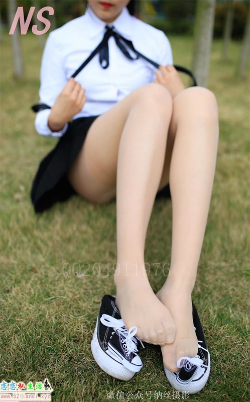 纳丝摄影-NO.122 A+妹肉丝帆布鞋【63P/328M】 纳丝摄影-NO.122 A+妹肉丝帆布鞋【63P/328M】