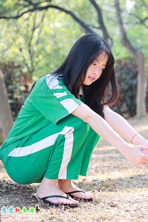 [见新摄影]NO.046 与小姐姐约拍植物园，逆光真的是美极了(带视频)【270P+1V/1.48G】