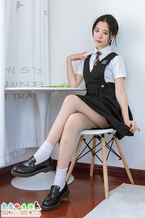 [物恋传媒] No.1349 姜姜-爱你一万年(带视频)【150P+1V/3.72G】